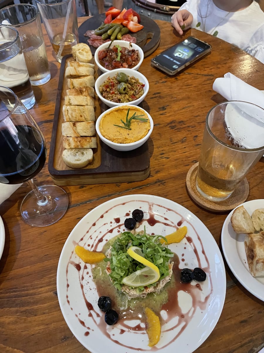 Bacchus Wine Bistro – photo 4